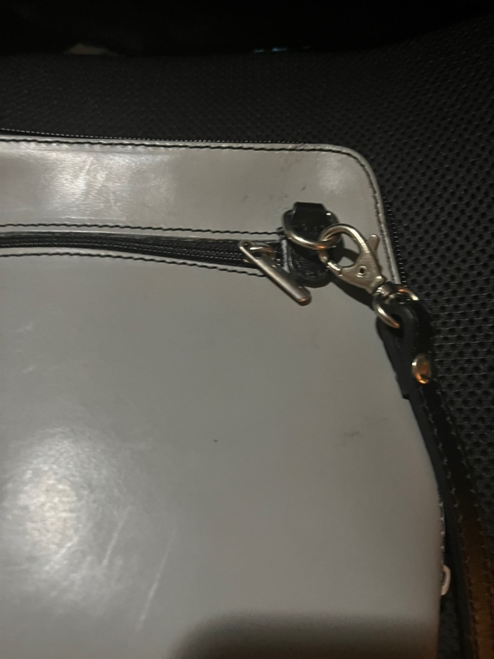 NWT Vera Pelle Light Gray Genuine Leather Crossbody Purse - Picture 3 of 7
